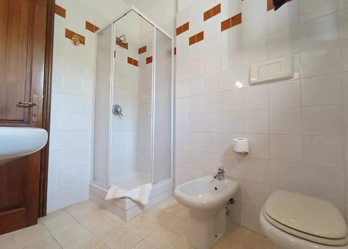 Domus Garden فندق مبيت وإفطار أولبيا